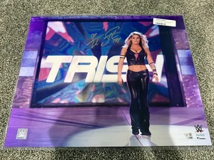 TRISH STRATUS Ring Entrance Autograph SIGNED WWE 16x20 Photo Fanatics COA - Picture 1 of 3