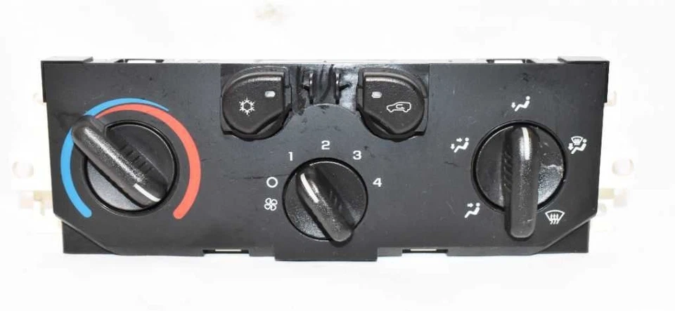 Climatizador de control de temperatura de calor de CA para 04-12 CANYON E4D13 Foto 1 de 4