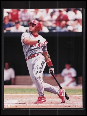 Ivan Pudge Rodriguez Signed 8x10 Photo Auto Texas Rangers - Image 1 of 2