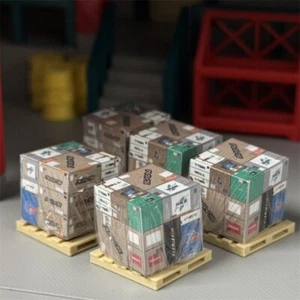 5Pcs 1/64 Scale Car Boxes Model on Pallet for Garage Diorama Plastic Miniature - Picture 1 of 10
