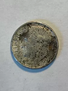 1964 United States 10 Cent Silver Coin Circulated - Foto 1 di 2