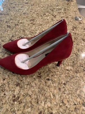 Jones NY Zapatos de salón de gamuza para niños borgoña 6,5 ¡Nuevos! Foto 1 de 4