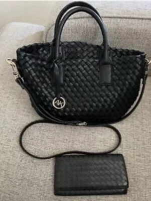 Bolso de Mano Anne Klein Pequeño Convertible Tejido con Bolsa Foto 1 de 2