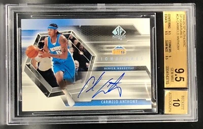 2004-05 UD SP AUTHENTIC SIGNATURES CARMELO ANTHONY HUGE BGS 9.5 GEM MINT/10 AUTO - Image 1 of 2