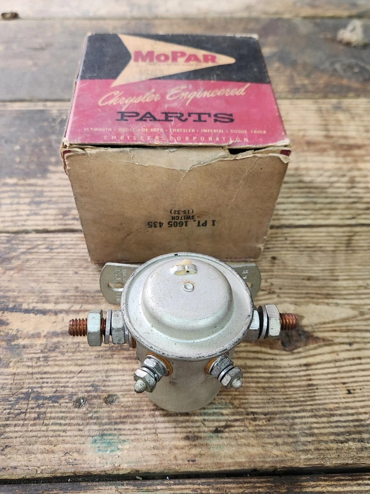 Interruptor solenoide de arranque Dodge Plymouth Coronet Powerflite 1953-1955 1605435 nuevo de lote Foto 1 de 4