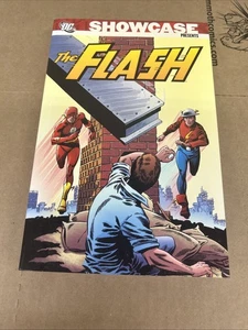 DC Showcase Presents The Flash Vol. #2 TPB - Picture 1 of 6