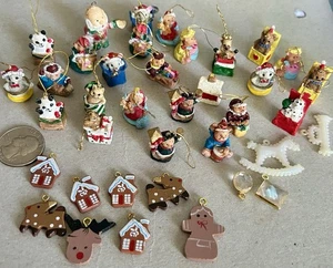 Miniature1:12 Scale Miniature ResinChristmas Ornaments - Picture 1 of 5