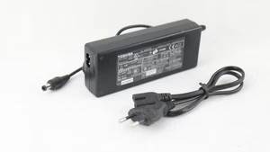 Toshiba Original 75 Watt Netzteil 15V 5A Stecker 6,5mm/3,0mm PA3201U-1ACA - Bild 1 von 4