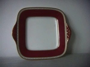 Wedgwood Ulander Ruby (W1813) - Square Cake / Sandwich Plate - Picture 1 of 1