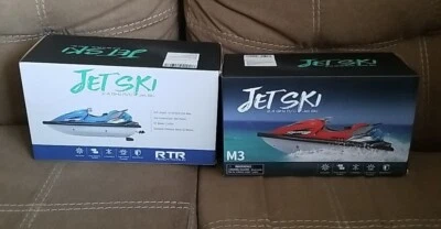 M1 Remote Control Mini RC Jet Ski 2.4GHz Dual Motor Power Toy Jet Ski Blue & RED - Image 1 of 3