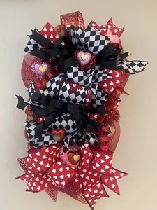 Valentine Swag Wreath, Decoration For Wall Or Door Handmade - Picture 1 of 7