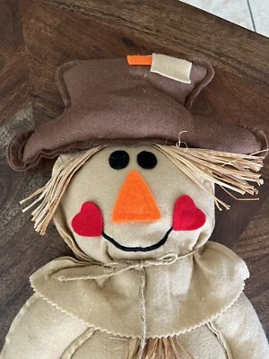 Figura colgante de fieltro y paja de espantapájaros Jumbo Prima Creations decoración de 26 pulgadas Foto 1 de 4