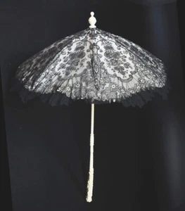 Jugendstil-Sonnenschirm mit schwarzer Spitze + Seide, geschnitzter Griff - Bild 1 von 16