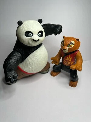 2 винтажные игрушки 2008 McDonalds кунг-фу панда и тигрица Happy Meal - Изображение 1 из 2