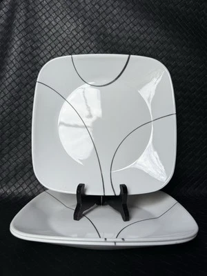 SET OF 3 CORNING CORELLE SIMPLE LINES  9 Inch SQUARE DINNER PLATES - Image 1 of 4