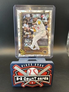 2025 Topps Series 1 - Manny Machado #215 Diamante Foil - Picture 1 of 2