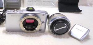 OLYMPUS PEN Mini E-PM1 Digital Camera silver with lens M.ZUIKO 17mm F2.8 - Picture 1 of 24