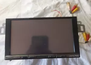 Alpine IVA-W200 MOBILE MEDIA STATION In-dash DVD player with 6.5" video screen - Foto 1 di 7