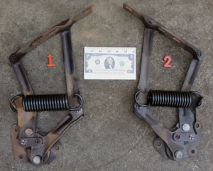 *Nice* 1969 1970 Buick LeSabre Wildcat Electra & Estate Wagon Hood Hinges OEM - Picture 1 of 10