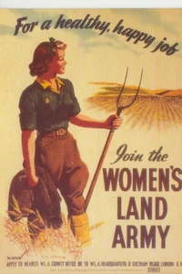 Women's Land Army recruitment poster on a postcard. - Picture 1 of 1