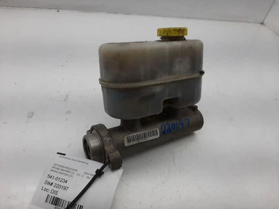 Brake Master Cylinder Engine 10/30/04 03-05 Dodge Ram 2500 05093407AA - Image 1 of 4