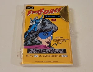 Juego completo de 1 cartas Femforce 1992 14 sellado limitado #863/1000 ac cómics - Imagen 1 de 5