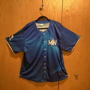 Camiseta deportiva SGA 2025 Minnesota Twins City Connect Bailey Ober talla XL ¡Nueva! Nunca usado - Imagen 1 de 2