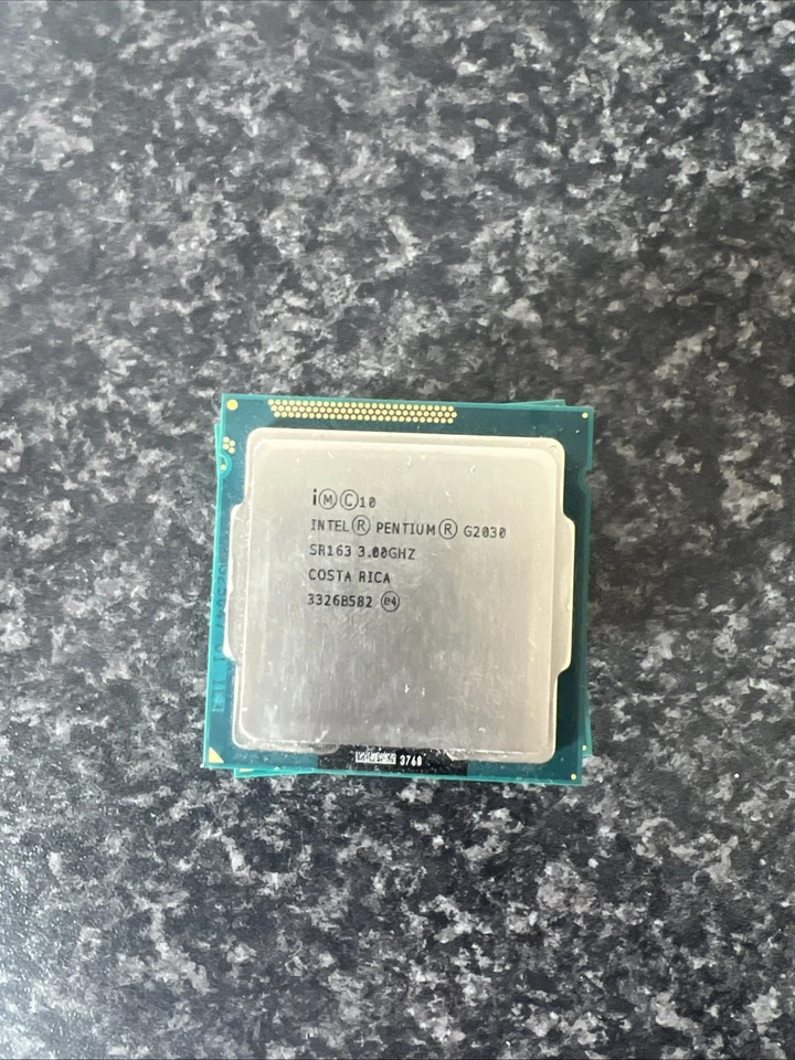 Processore Intel Pentium G2030 3Ghz Socket 1155 3Mb Cache Dual Core - Image 1 of 3