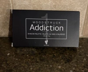 Younique Moodstruck Addiction Eye Shadow Palette 1 - Picture 1 of 3