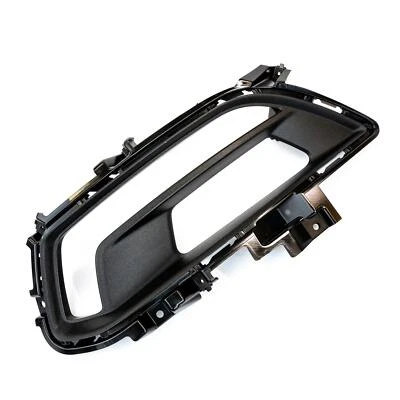 Genuine Ford Grille 2048979 - Image 1 of 4