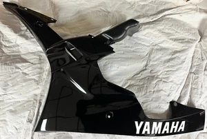 NOS NEW Genuine Yamaha 2006 YZF R6 Lower Fairing YZFR6 Left Side 2CO-Y2808-00-33 - Picture 1 of 2