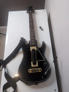 Guitar Hero Live Wireless Controller with Strap & Dongle – PS4 Black & gold mint - Picture 1 of 13