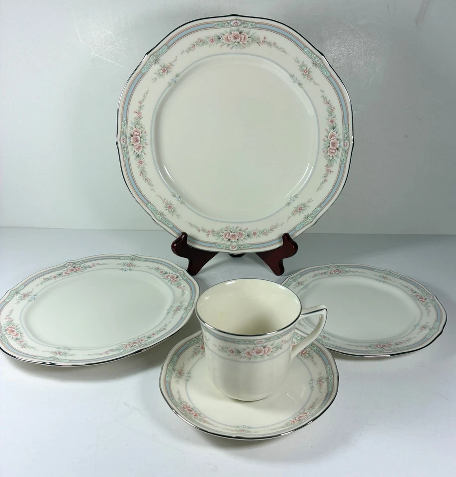 Noritake Ivory China Rothschild Pattern 7293 Place Setting Individual Pieces