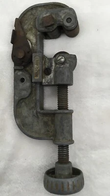 Vintage Craftsman 1/4" to 1-1/2" Capacity Pipe & Tubing Cutter, Preowned - Image 1 of 4