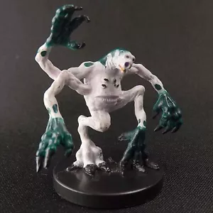 D&D Mini - ETHEREAL FILCHER #23 (Aberrations Series - VHTF FIGURE with CARD!!) - Picture 1 of 1