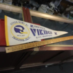 Minnesota Vikings 1977 NFL Football Pennant Super Bowl XI Vintage - Picture 1 of 8