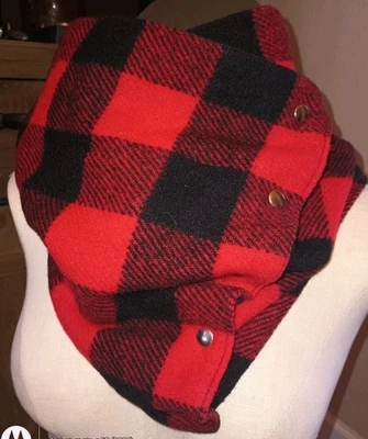 Novo cachecol de lã quente xadrez vermelho/preto feito à mão por PolyhorseRanch MSRP $69 - Imagem 1 de 4