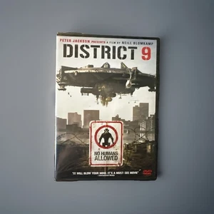 District 9 (DVD, 2009, 2-Disc Set, Special Edition) PETER JACKSON NIELL BLOMKAMP - Bild 1 von 6