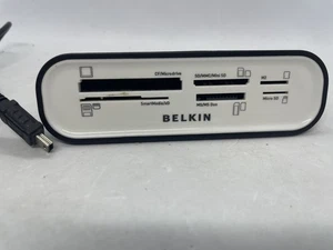 Belkin Universal Flashcard Media Reader - USB 2.0 - F4U003-WHT L20-33 - Picture 1 of 4