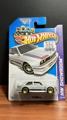 Hot Wheels Silver '92 BMW M3 HW Showroom 2013 juego sellado de fábrica pegatina protectora Foto 1 de 3