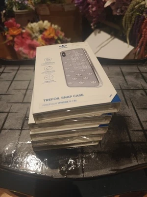 Funda Adidas iPhone X / Xs Trefoil Snap Foto 1 de 4