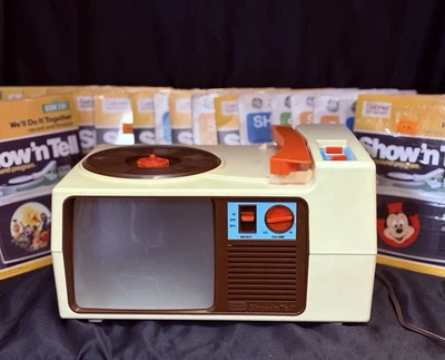 Child Guidance Show N Tell 1982 Phono Viewer w/Lot of 21 Records & Slides - Image 1 of 4