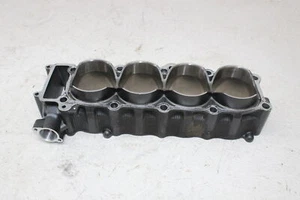 2005 Yamaha YZF R1 ENGINE MOTOR PISTON CYLINDER - Picture 1 of 10