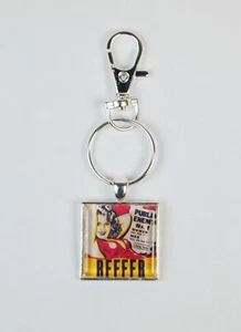 Key Ring / Clip on Marijuana Pendant "Reefer" Free US Shipping - Picture 1 of 2