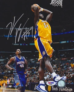 Kwame Brown SIGNED 8x10 Photo #1 Pick Los Angeles Lakers PSA/DNA AUTOGRAPHED - Picture 1 of 1