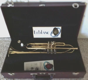 Holton By Leblanc Trumpet Brass With Case - Picture 1 of 9