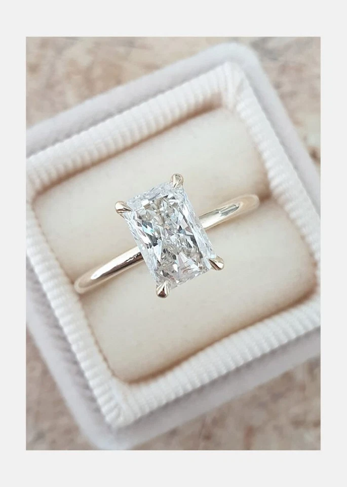 Anillo de compromiso de diamantes de corte esmeralda de 2,00 quilates de oro rosa de 14 quilates Foto 1 de 1