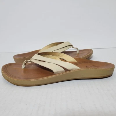 Sandálias tanga de couro Olukai KaeKae tamanho 6 bege alça dupla chinelos - Imagem 1 de 4