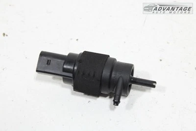 AUDI A4 QUATTRO 1998-2024 LIMPIAPARABRISAS DELANTERO LIMPIAPARABRISAS DEPÓSITO TANQUE BOMBA OEM Foto 1 de 4