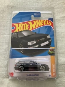 Hot Wheels - 2022 Super Treasure Hunt - '94 Audi Avant RS2 - New In Protector - Picture 1 of 4